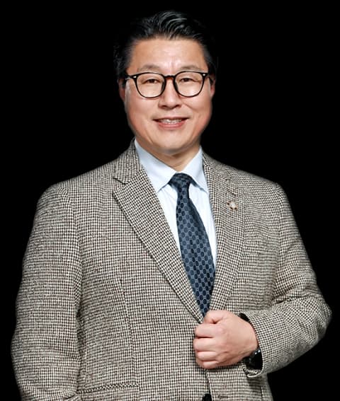 서초강도죄변호사 undefined
